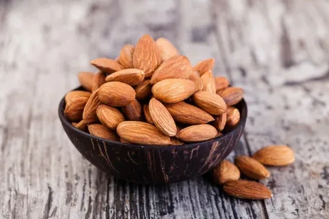 قیمت روز بادام درختی شیرین